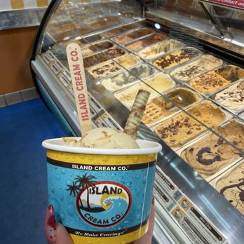 Island Cream Co - Ice Cream & Frozen Yogurt Near Me - Lahaina, Hawaii