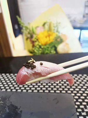 Monkey Sushi & Unique Poke by null
