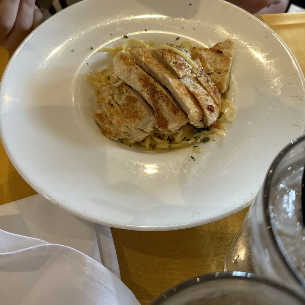 Cafe de France - Chix pasta - Breakfast & Brunch Near Me - Denver, Colorado