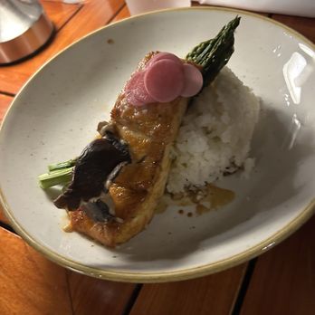 Off the Hook - Salmon dinner - Lounges Near Me - Kapolei, Hawaii