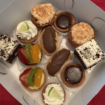 DESSERTS BY DESIGN - 28 Photos & 63 Reviews - 105 W Merchant St
