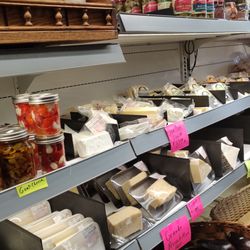Sabatelle's Market - Lots Of Goods For Sale