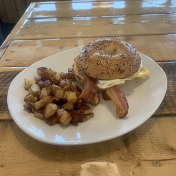 Top Mast Resort - An Everything bagel with a single egg, bacon and American Cheese. - Resorts Near Me - North Truro, Massachusetts Top Mast Resort - An Everything bagel with a single egg, bacon and American Cheese. - Resorts Near Me - North Truro, Massachusetts