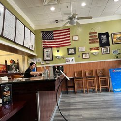 Tony’s Pizza - Entrance