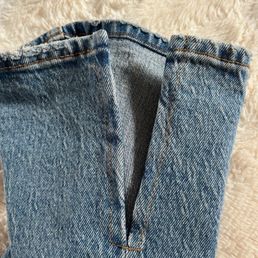 Split hem jeans