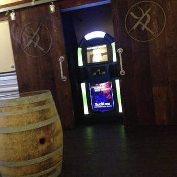 The Udder Place - The jukebox - Cocktail Bars Near Me - Turlock, California The Udder Place - The jukebox - Cocktail Bars Near Me - Turlock, California