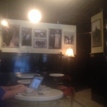 Henry's Local - Cafes Near Me - New York, New York