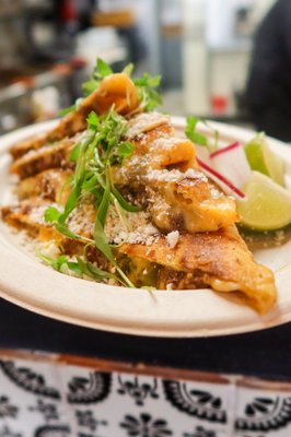 Carrera's Tacos by null