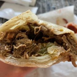 Nicos Mexican Food - Mixed beef burrito