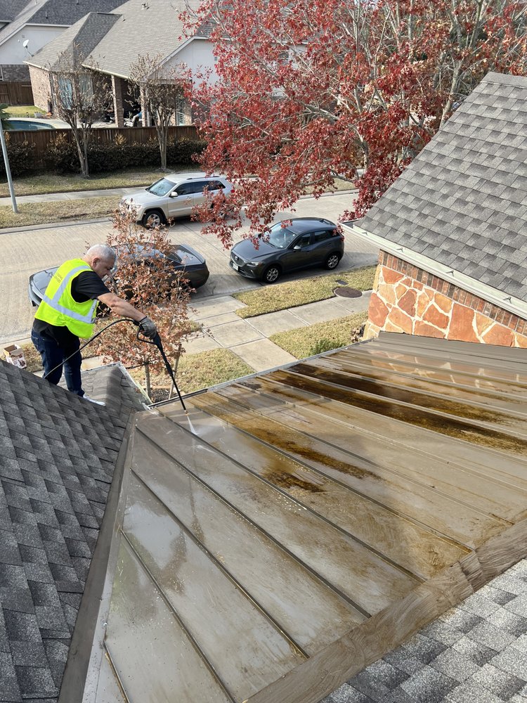 Slide of TX Roofing & Services