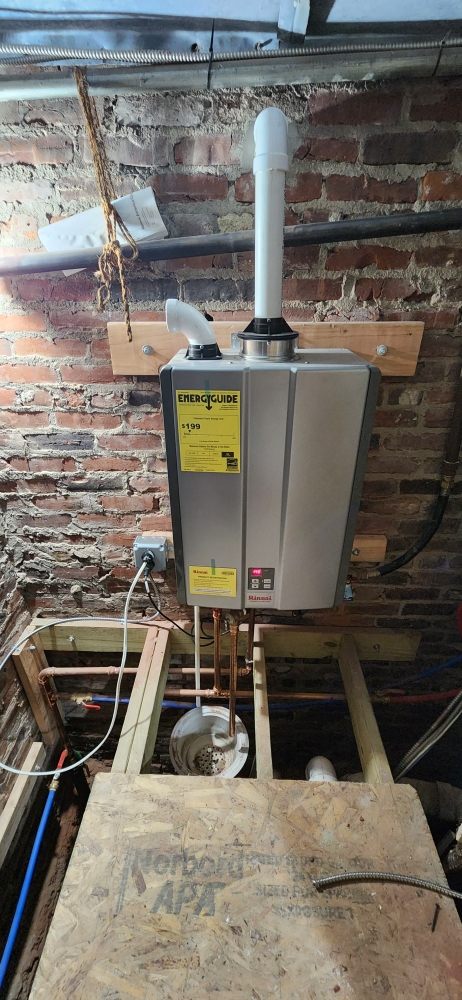 Slide of Eigch Designs