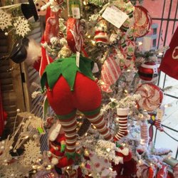 The Barn Antiques - Christmas in The Seasons