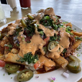 GilliGil's Island - New American Near Me - Slidell, Louisiana