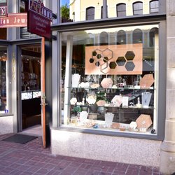 Artina's Jewellery - Storefront 2018