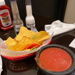 El Molcajete Mexican Restaurant - Complimentary chips and salsa