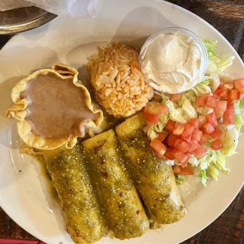 Senor Patron - Enchiladas Verde - Mexican Near Me - Johns Creek, Georgia Senor Patron - Enchiladas Verde - Mexican Near Me - Johns Creek, Georgia