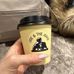 Joe & the Juice - Tax Free - 12oz hot americano with pea drink