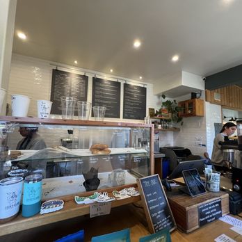 Lucky Llama Coffee - Acai Bowls Near Me - Carpinteria, California Lucky Llama Coffee - Acai Bowls Near Me - Carpinteria, California