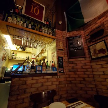 Da Vincenzo - Pizza Near Me - Hong Kong, HK