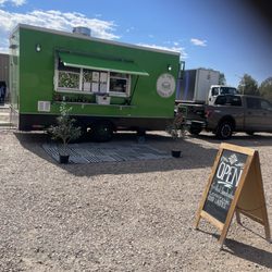 The Yard Cafe - Food truck