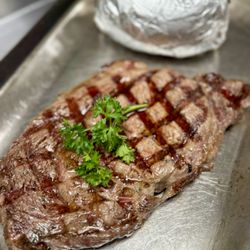 Russo’s Pizzeria Bar & Grille at Gun Lake