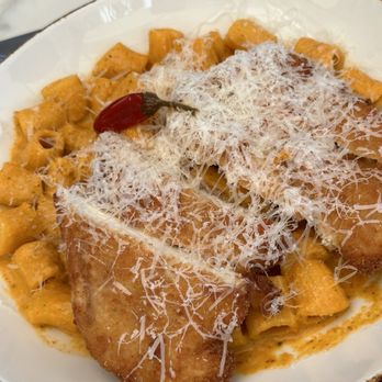 Gabriella’s Modern Italian - Spicy Rigatoni with chicken cutlet - Italian Near Me - Delray Beach, Florida