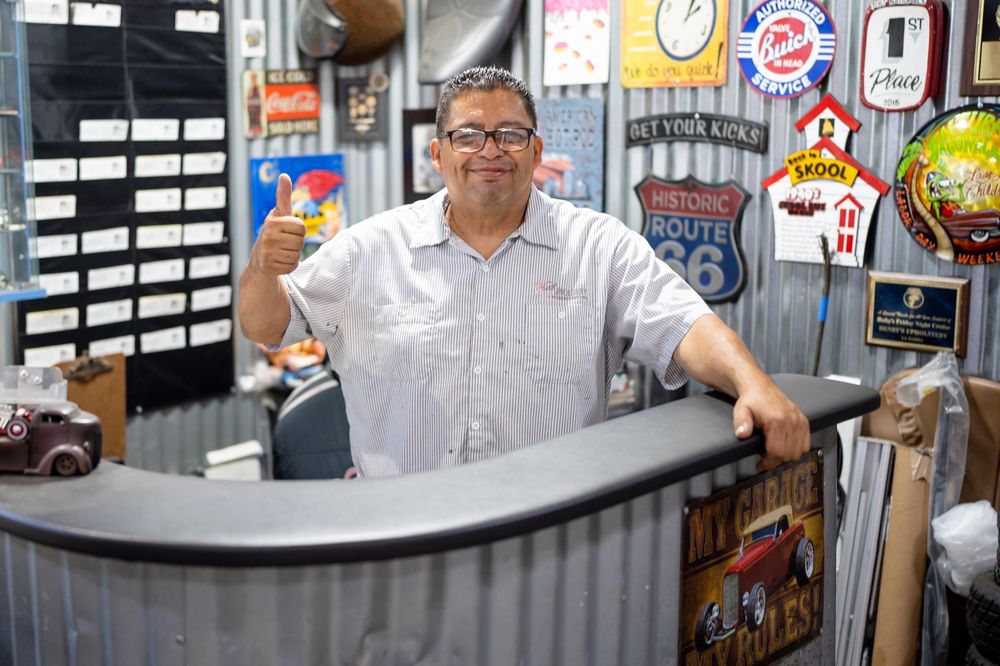 HENRY’S UPHOLSTERY Updated August 2024 22 Photos & 24 Reviews