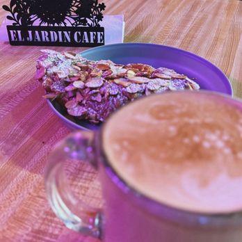 El Jardín De Los Suenos - Almond croissant and horchata latte - Coffee & Tea Near Me - Richmond, California