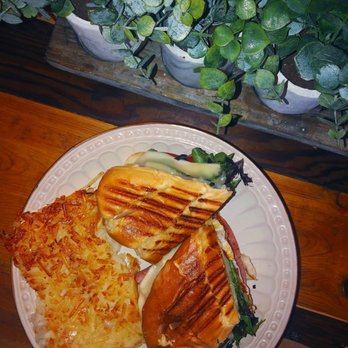 The Hideout Kitchen - Morning glory - New American Near Me - Lafayette, California