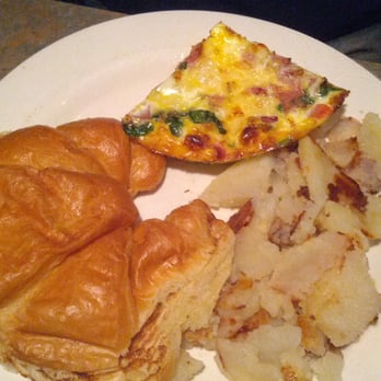 Cafe Seventy Two - Fritatta with ham, spinach and tomato - Breakfast & Brunch Near Me - Ewing, New Jersey