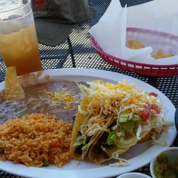 Los Arcos Restaurant - Tacos - Mexican Near Me - Santa Paula, California