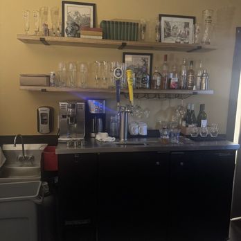 Treffpunkt - The cozy bar - German Near Me - Scottsdale, Arizona