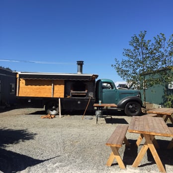 Seabrook Cottage Rentals - Pizza truck - Vacation Rentals Near Me - Pacific Beach, Washington Seabrook Cottage Rentals - Pizza truck - Vacation Rentals Near Me - Pacific Beach, Washington