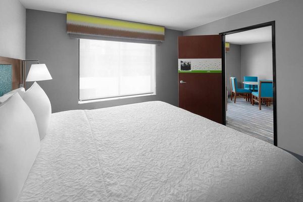 Hampton Inn Phoenix-Biltmore by null
