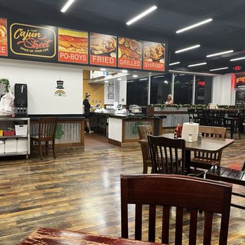Cajun Street - Inside. - Cajun/Creole Near Me - Tomball, Texas Cajun Street - Inside. - Cajun/Creole Near Me - Tomball, Texas