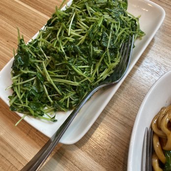 dan modern chinese - Snow pea leaves - Chinese Near Me - Long Beach, California