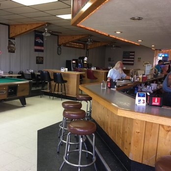 Homestead Inn Bar - Fantastic food and drinks. Only stop for food for another 60 miles down Hwy 3 - Bed & Breakfast Near Me - Broadview, Montana Homestead Inn Bar - Fantastic food and drinks. Only stop for food for another 60 miles down Hwy 3 - Bed & Breakfast Near Me - Broadview, Montana