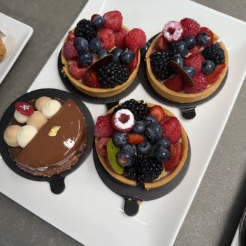 Moulin - Bakeries Near Me - Newport Beach, California