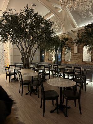 Saint 1881 Coffee & Cocktail Bar by null