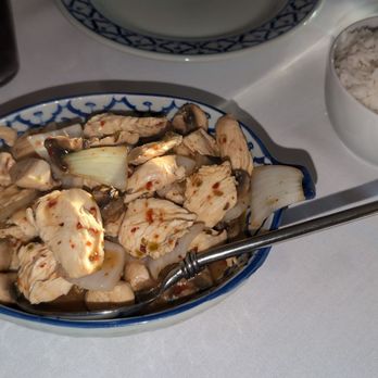 Addie's Thai House - Angry chicken - Thai Near Me - Chesterfield, Missouri