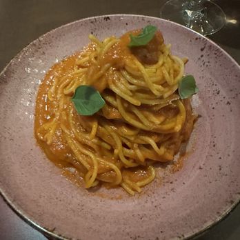 L'Ardente - Spaghetti al Pomodoro Fresco - Italian Near Me - Washington, DC, District of Columbia L'Ardente - Spaghetti al Pomodoro Fresco - Italian Near Me - Washington, DC, District of Columbia