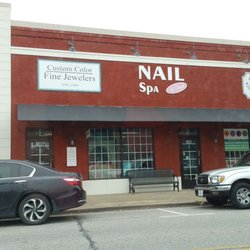 Custom Color Fine Jewelers - Building Front Custom Color Fine Jewelry. Closed Sunday & Mondays.