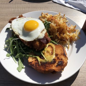 Shorehouse Kitchen - Maple chicken sandwich - Coffee & Tea Near Me - La Jolla, California Shorehouse Kitchen - Maple chicken sandwich - Coffee & Tea Near Me - La Jolla, California