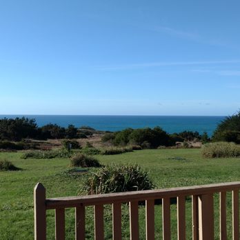 Fort Ross Lodge - View from the deck, the cliff is about a 5 minute walk from the rooms and the beach can be reached by multiple paths. - Hotels Near Me - Jenner, California