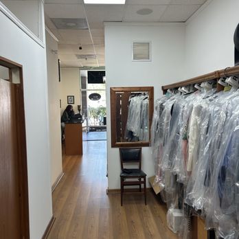 Fit On U Alterations - Sewing & Alterations Near Me - Boca Raton, Florida