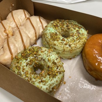 Birdies - Horchata Twist Pistachio Lemon Thyme Banana Creme - Donuts Near Me - Los Angeles, California Birdies - Horchata Twist Pistachio Lemon Thyme Banana Creme - Donuts Near Me - Los Angeles, California