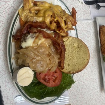 Jackson Hole - Bacon cheeseburger - Burgers Near Me - East Elmhurst, New York Jackson Hole - Bacon cheeseburger - Burgers Near Me - East Elmhurst, New York