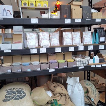 R Ki Coffee Lab - Selection of small batch coffee and other coffee accessories - Coffee & Tea Near Me - Richmond, British Columbia R Ki Coffee Lab - Selection of small batch coffee and other coffee accessories - Coffee & Tea Near Me - Richmond, British Columbia
