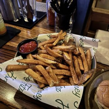 Honey Fitz - Fries - Bars Near Me - New York, New York