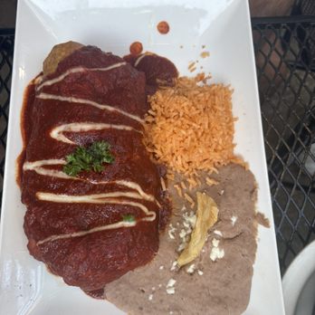 El Mariachi Tequila Bar & Grill - Chimichanga - Mexican Near Me - Chicago, Illinois El Mariachi Tequila Bar & Grill - Chimichanga - Mexican Near Me - Chicago, Illinois